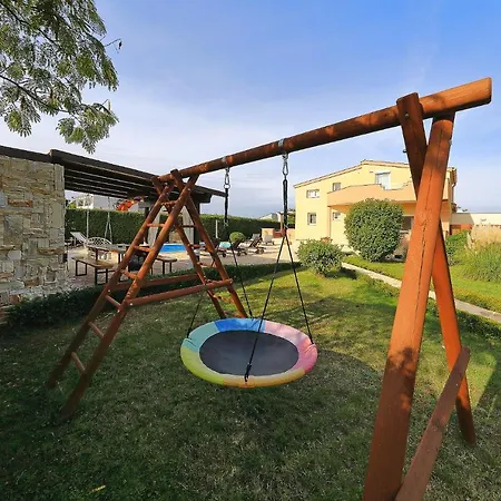 Casa Duje Holiday home *